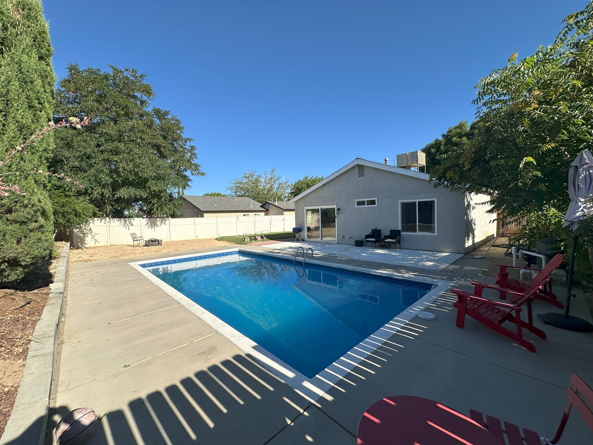 Building Photo - 3712 W Avenue K14