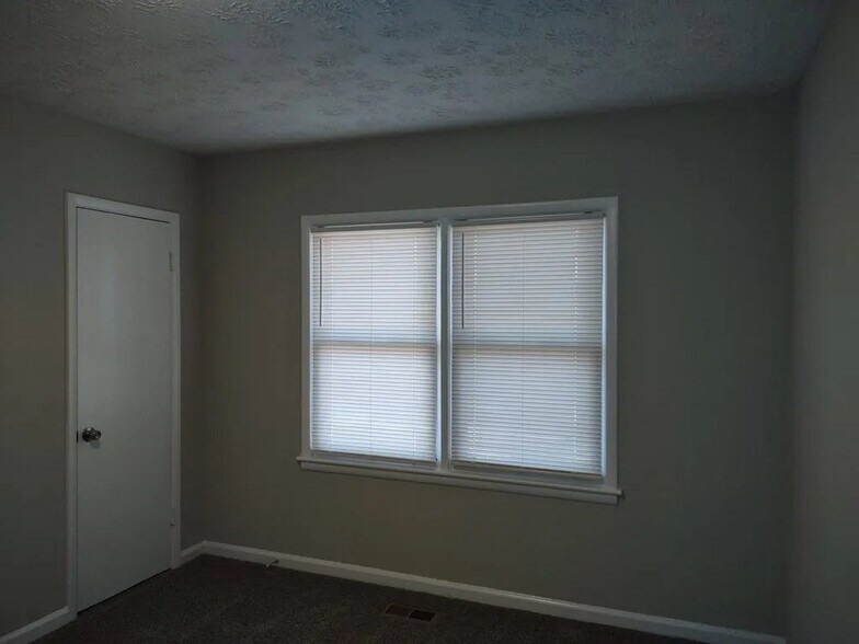 Building Photo - 1273 Bedford Ave