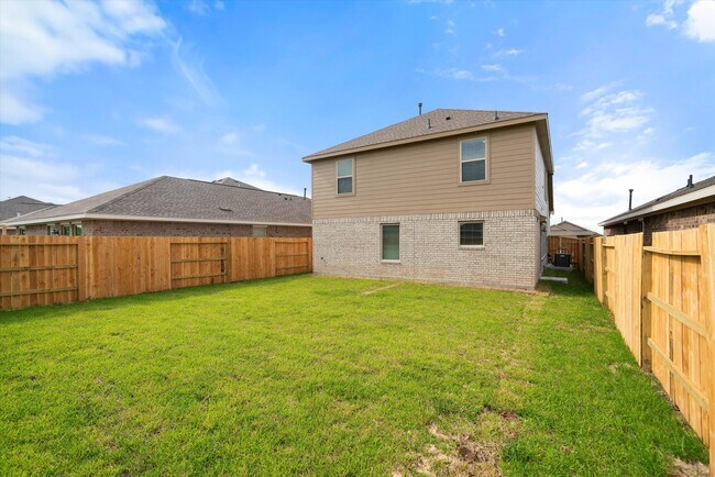 Building Photo - 1522 Windrose Bnd