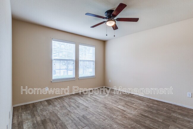 Building Photo - 325 Chalkstone Dr