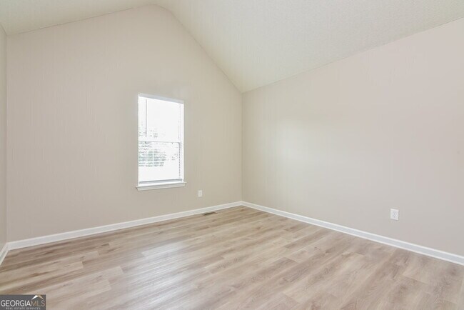 Building Photo - 3547 Spring Shoals