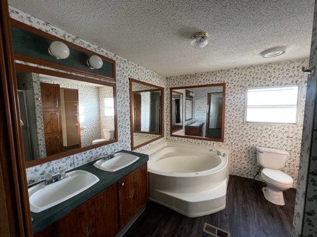 Building Photo - 808 Apple Ave