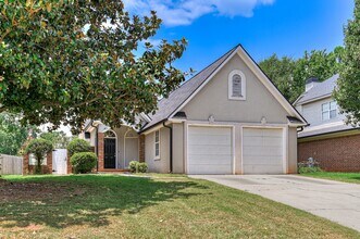 Building Photo - 208 Stonington Dr