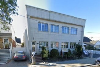 Building Photo - 450 E Park Ave