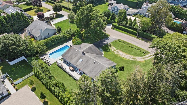 Building Photo - 38 Liberty St