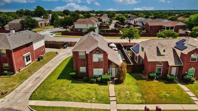 Building Photo - 1402 Stone Canyon Way