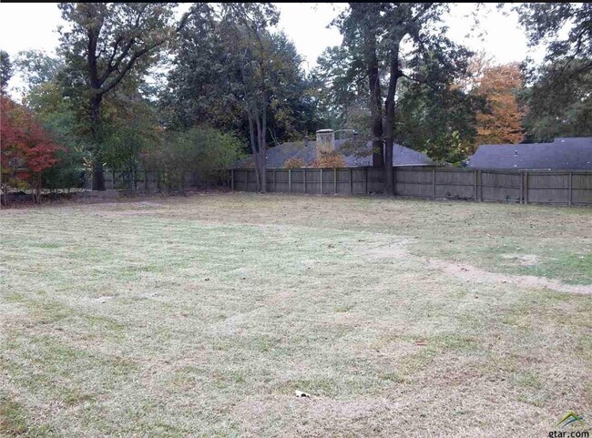 Building Photo - Coming Soon! Beautiful 3 bedroom 2 bath ho...