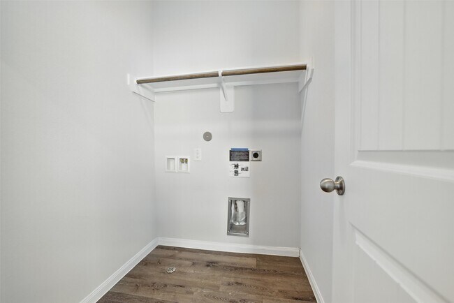 Building Photo - 24851 Goldoni Dr