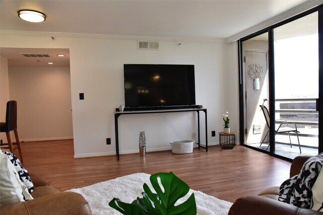 Building Photo - 3525 Sage Rd