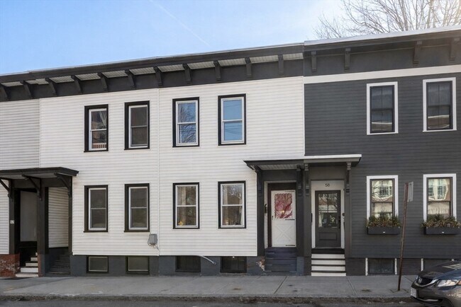 Building Photo - 56 Spring St