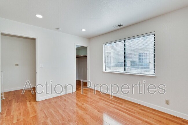 Building Photo - 4010 Shanj Ct