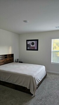 Building Photo - 1463 Autumn Wind Dr
