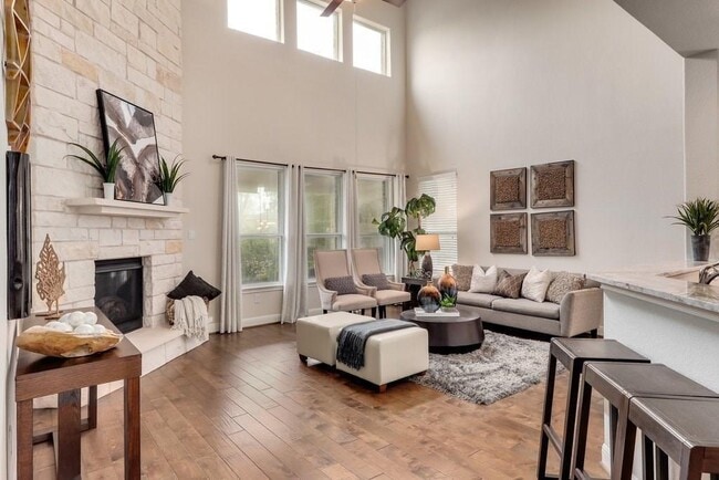 Building Photo - 10825 Ballard Path