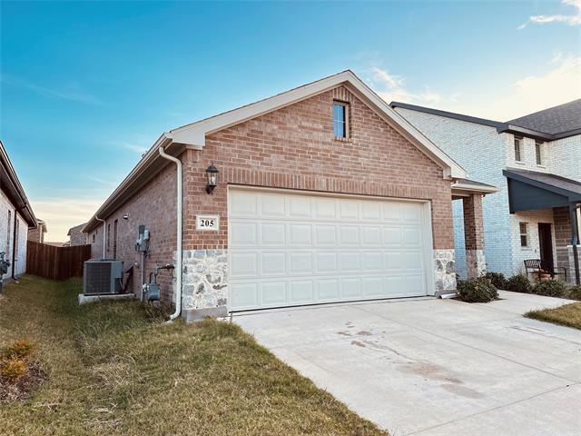 Building Photo - 205 Travine Dr