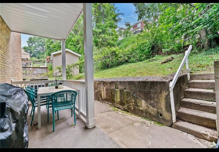 Building Photo - 1503 Kenberma Ave