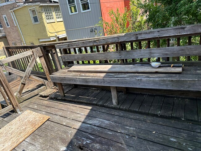 Building Photo - 1742 E Lombard St