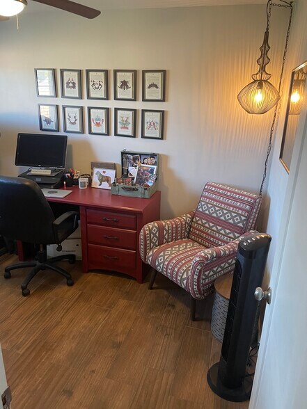 Room 3/office - 911 E San Juan Ave