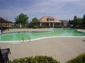 Building Photo - 8572 Davis Dr