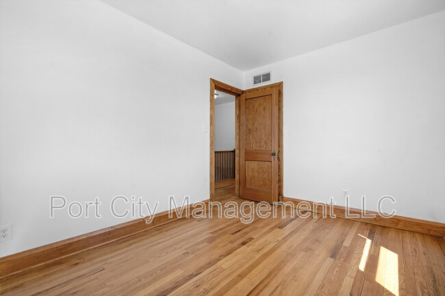 Building Photo - 730 Rappolla St