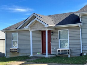 Building Photo - HAD224
