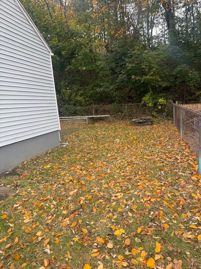 Building Photo - 770 Broadbridge Rd