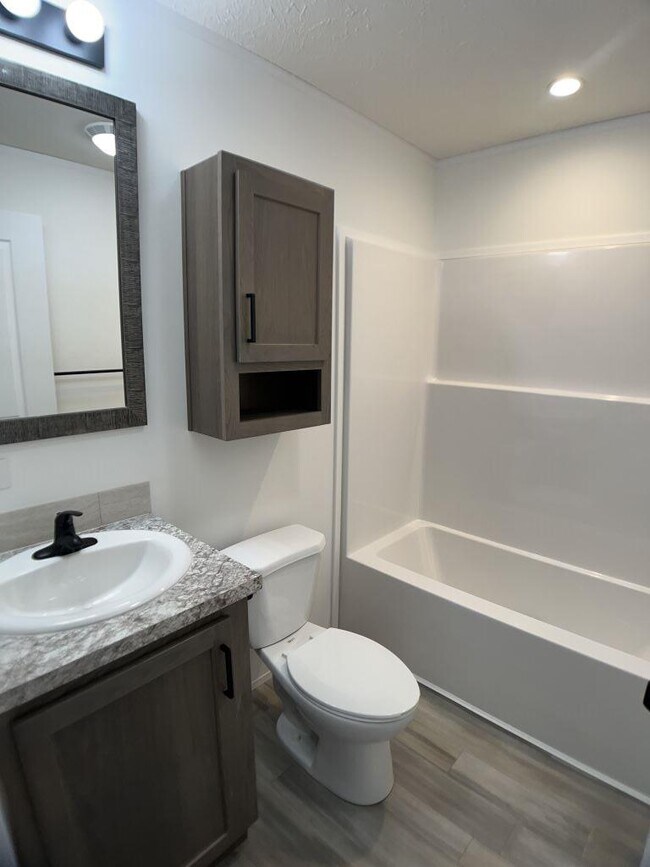 Building Photo - 12310 Geneva Way