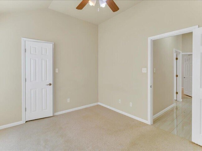 Building Photo - 3513 Dry Brook Crossing