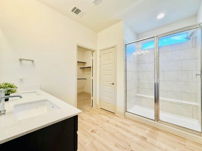 Building Photo - 18321 Anicio Gallo Dr