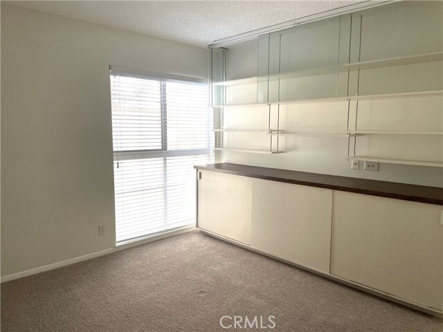 Building Photo - 3001 Coleridge Dr