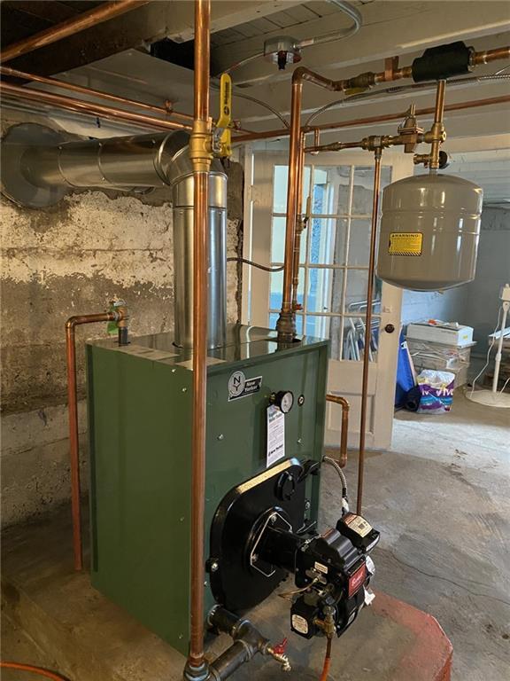 Building Photo - 35 Rosa Rd