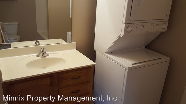 Building Photo - 2801 Mable Dr