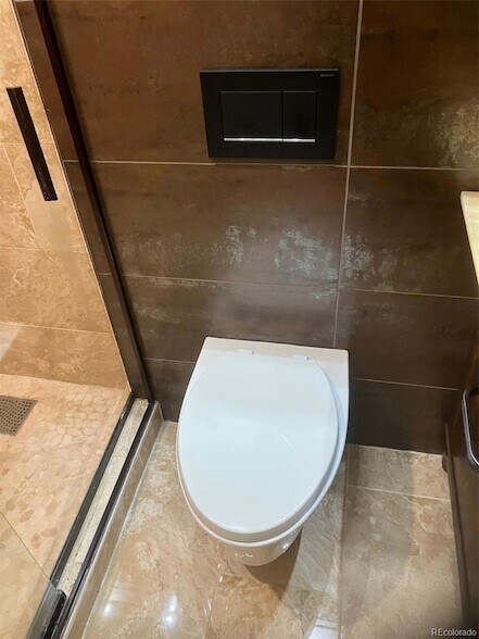 Building Photo - 9260 W Utah Ave