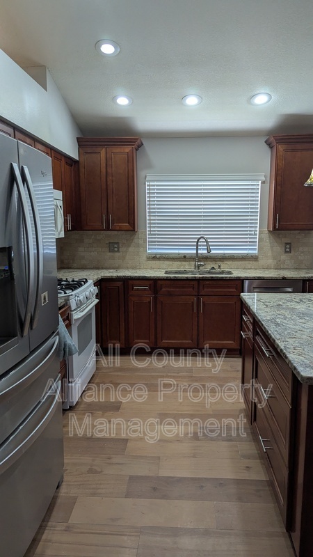 Building Photo - 1247 Maximilian Dr