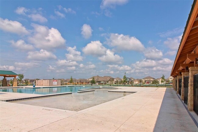 Building Photo - 6501 Wolf Pack Dr