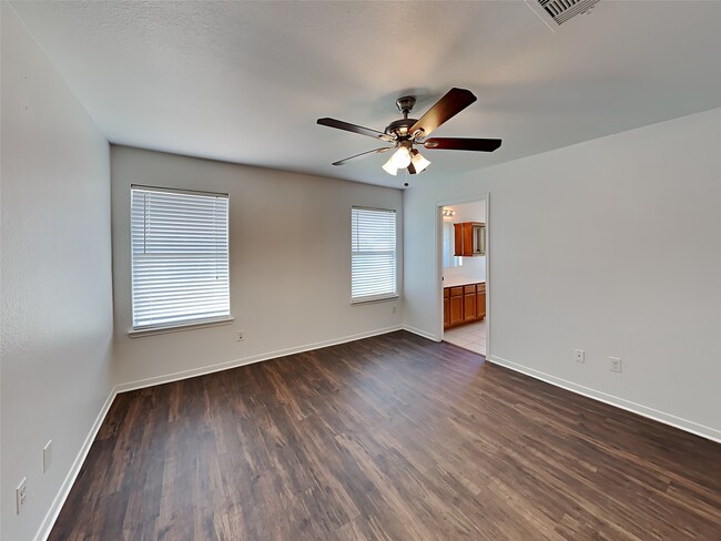 Building Photo - 21447 Hannover Grove Ln