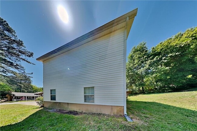 Building Photo - 4956 W Ridge Dr