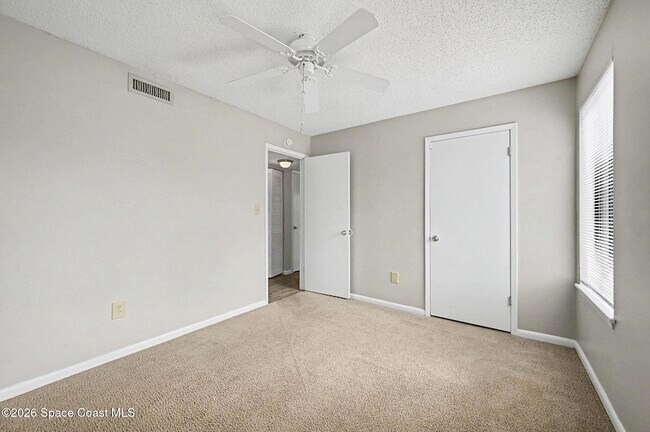 Building Photo - 3590 Sable Palm Ln