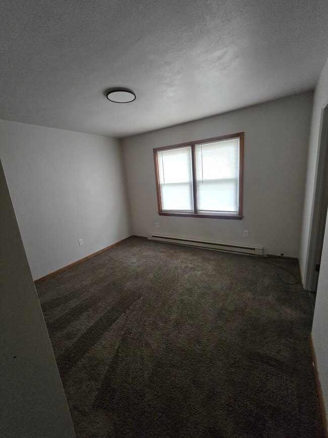 Building Photo - Kennedy