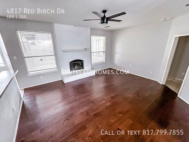 Building Photo - 4817 Red Birch Dr