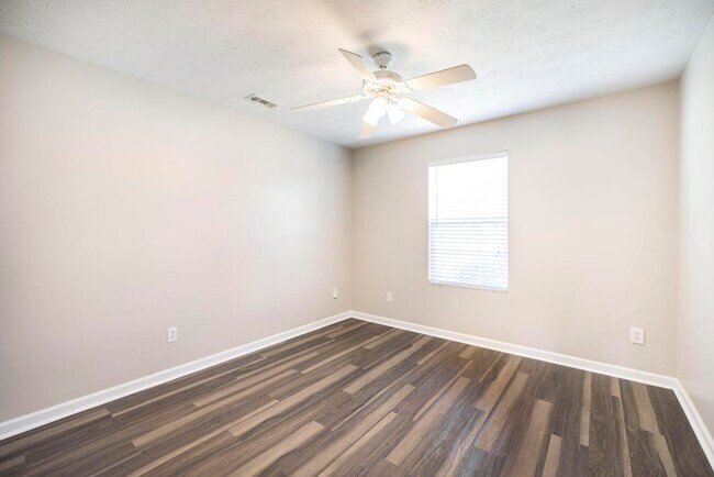 Building Photo - 312 Mill Meadow Rd