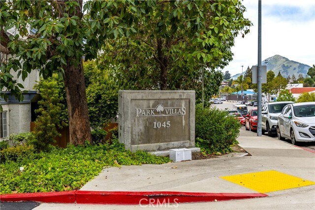 Building Photo - 1023 Southwood Dr
