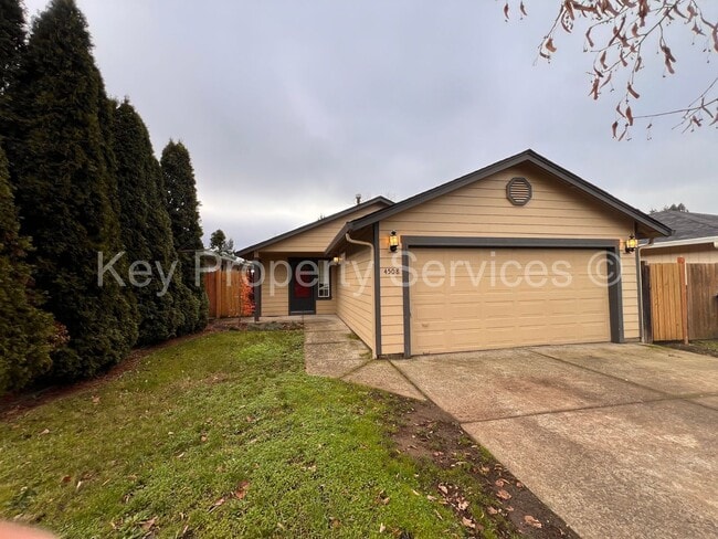 Building Photo - Charming Home in Quiet Image Neighborhood