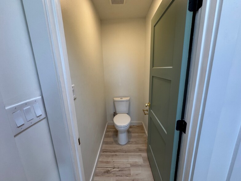 Building Photo - 2420 Pueblo Bonito Ct NW
