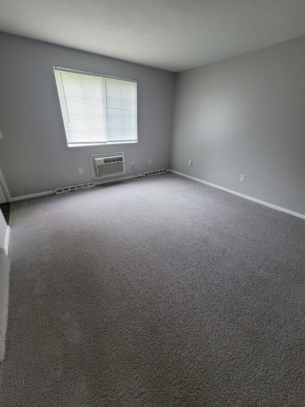 Building Photo - 4624 Applegrove St NW