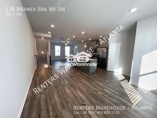 Building Photo - Luxurious Townhome! 3 Bedroom with Bonus R...