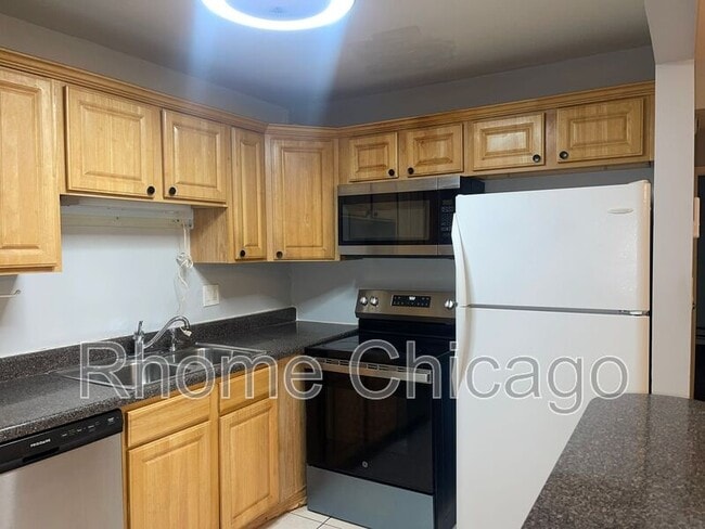 Building Photo - 444 Osage Ln