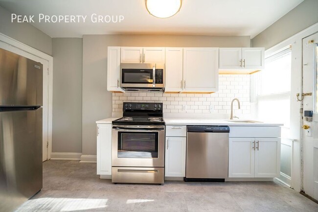 Building Photo - 87-93 Wilber Avenue-2 bedroom