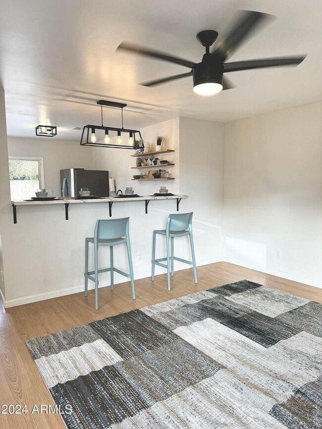 Building Photo - 1916 E Inverness Ave