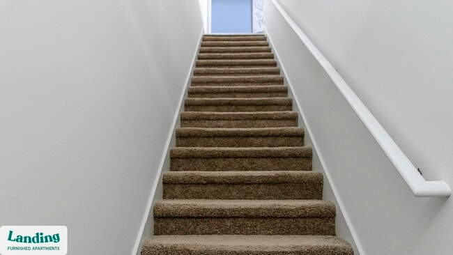 Building Photo - 901 Kelly Green Ln