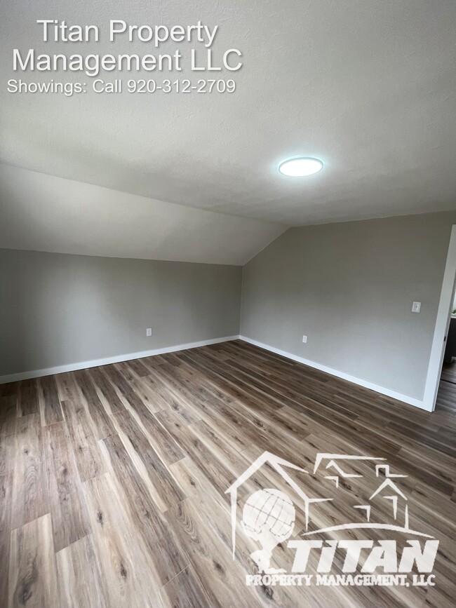 Building Photo - 510 Grove St